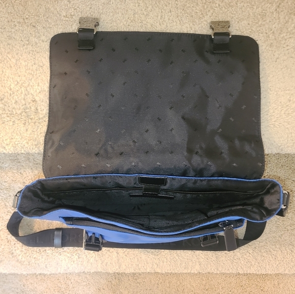 NWOT Michael Kors Laptop Messenger Bag - Picture 5 of 9